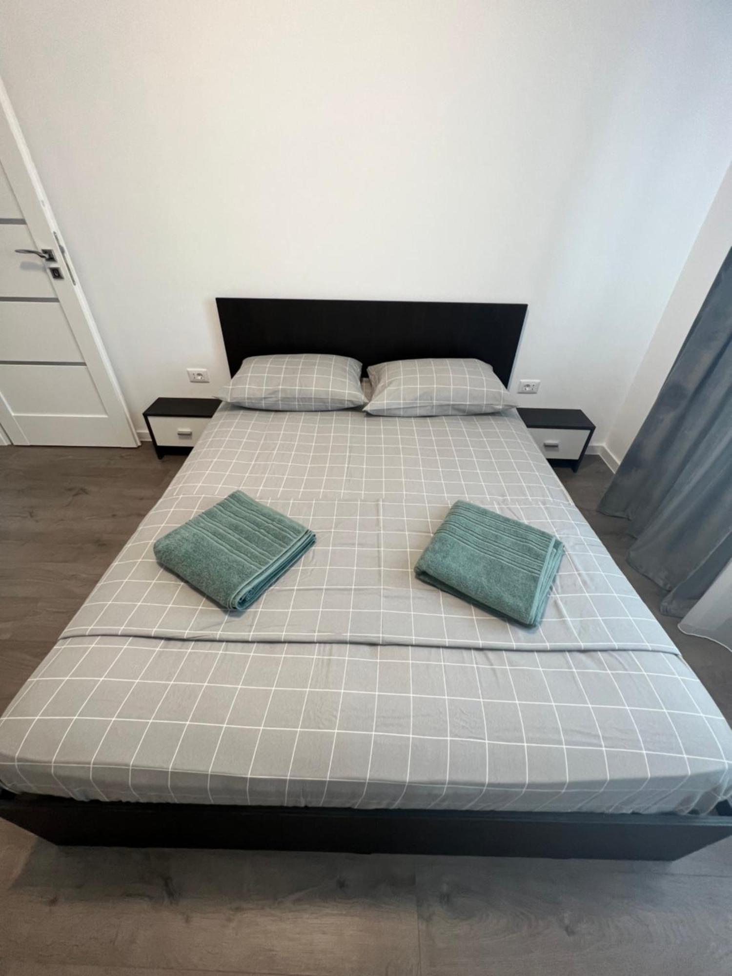 Sunny Apartments Suceava 64 Bagian luar foto